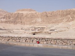 aegypten2010_12_Hatschepsut-Tempel01