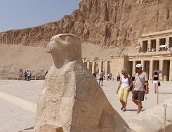 aegypten2010_19_Hatschepsut-Tempel08